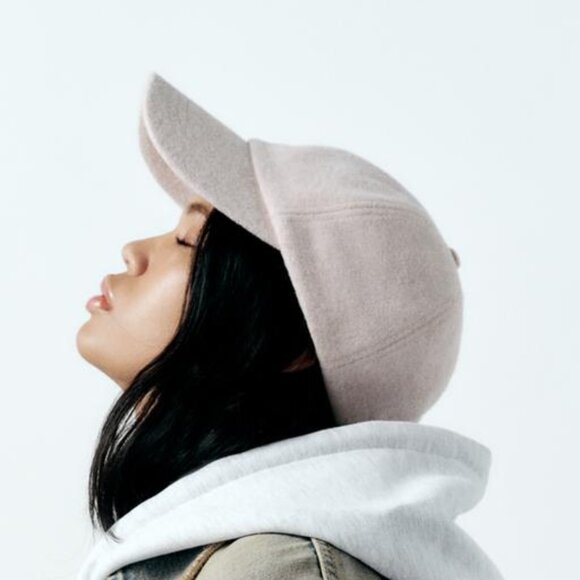 NWT ZARA FELT TEXTURE HAT SAND